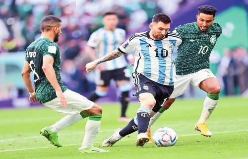 灰熊队记：埃迪并未再次受伤，目前仍受上场时间限制